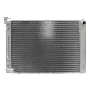 Радиатор Toyota Harrier (XU30) 03-13 / Lexus RX300 03-06 / RX330 03-06 / RX350 06-09 DENSO